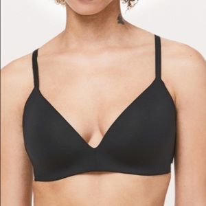 Lululemon Take Shape Bra NWT 32C